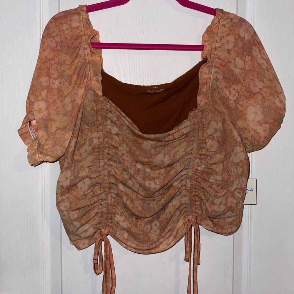 Ruched floral crop top